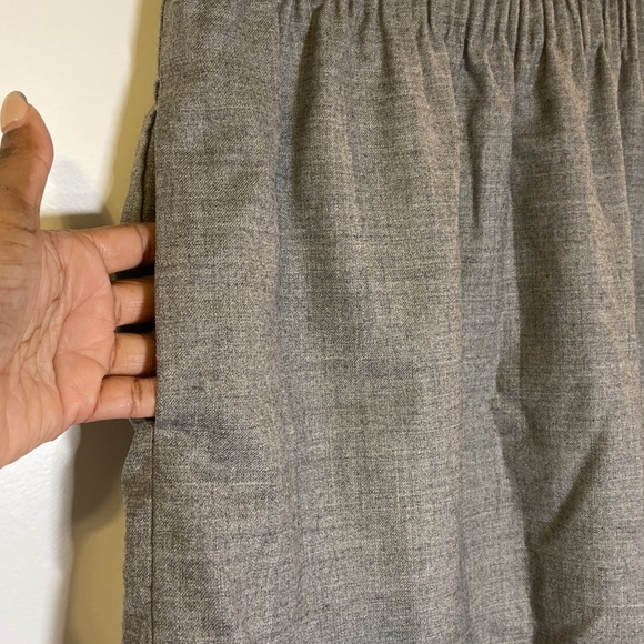 J Crew Gray A-line elastic waist skirt with pockets - Picture 3 of 7